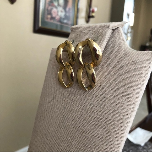 Vintage Drop Pierced Earrings - Picture 2 of 3